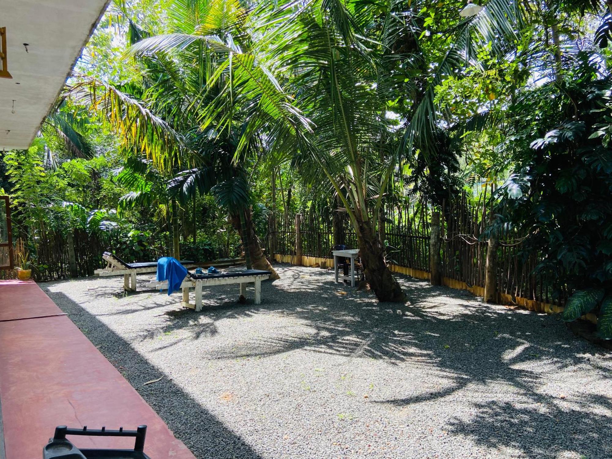 Leo Homestay Dikwella Ngoại thất bức ảnh